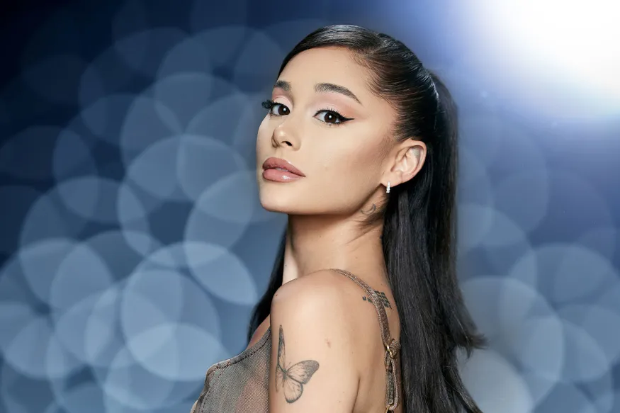 Ariana-Grande-the-voice-2021-billboard-1548